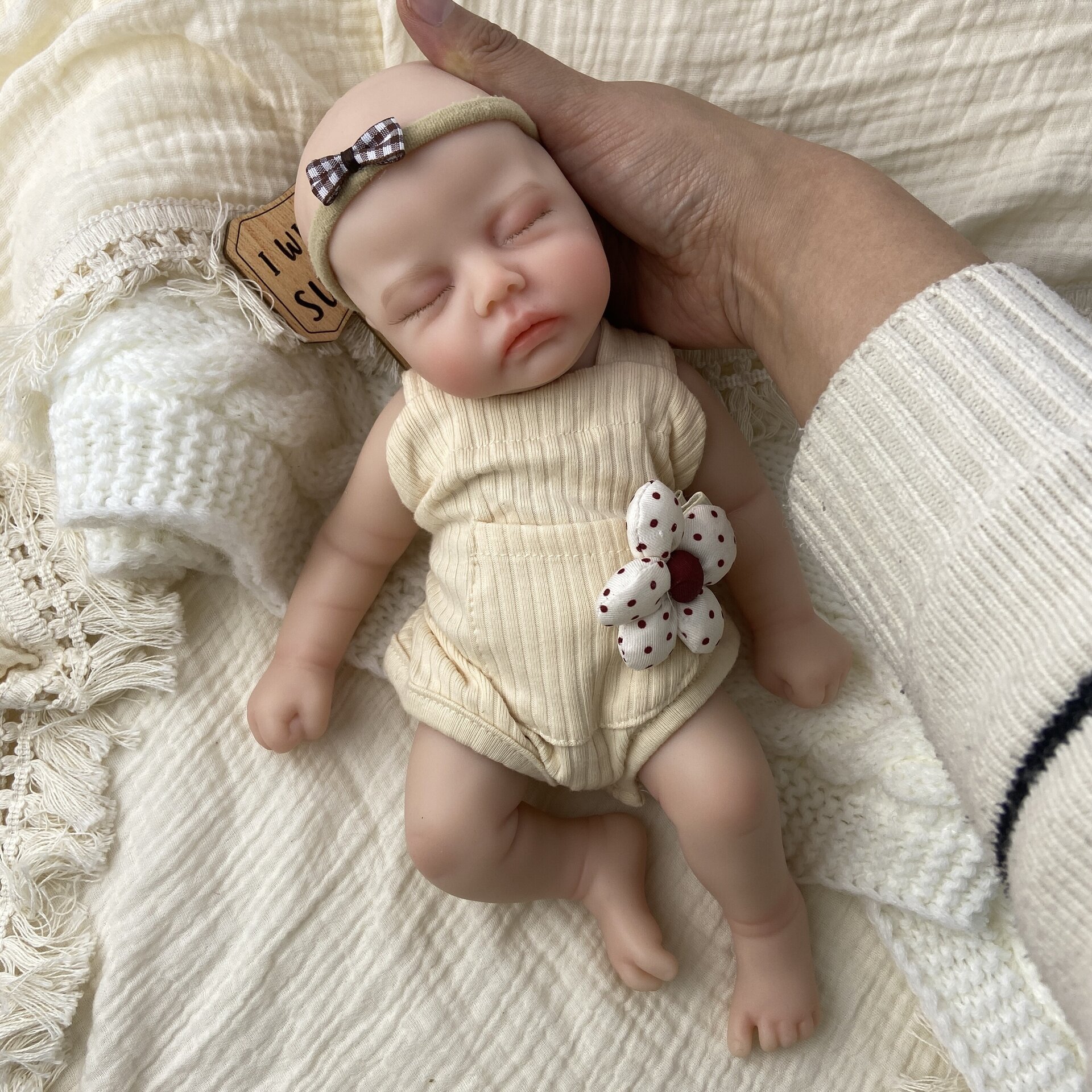 Bebé Reborn Zoe - 30 cm de Silicona Blanda Realista - 4