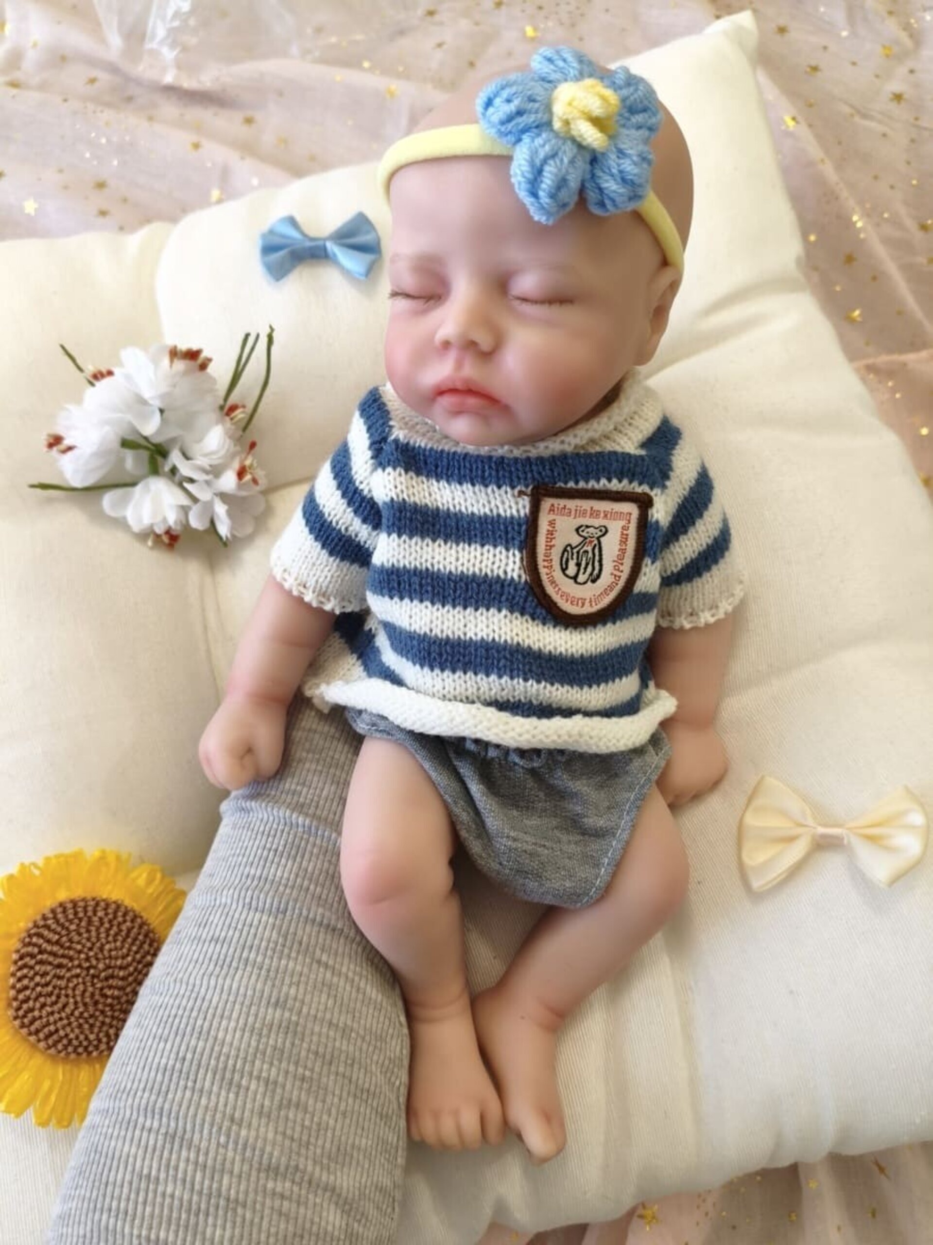 Bebé Reborn Nico - 30 cm de Silicona Blanda Realista - 3