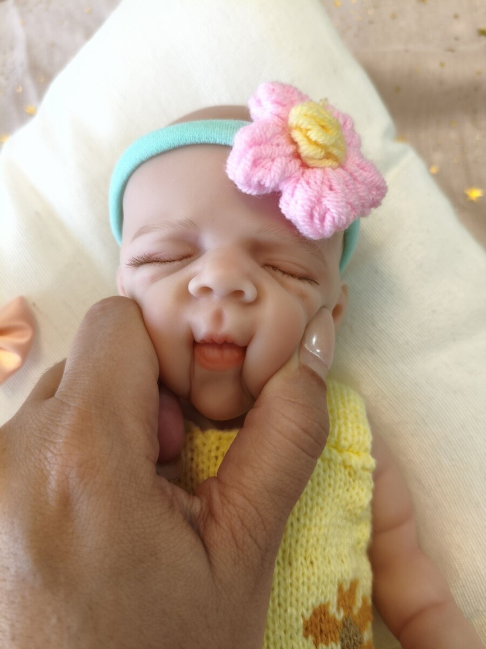 Bebé Reborn Lola - 30 cm de Silicona Blanda Realista - 7