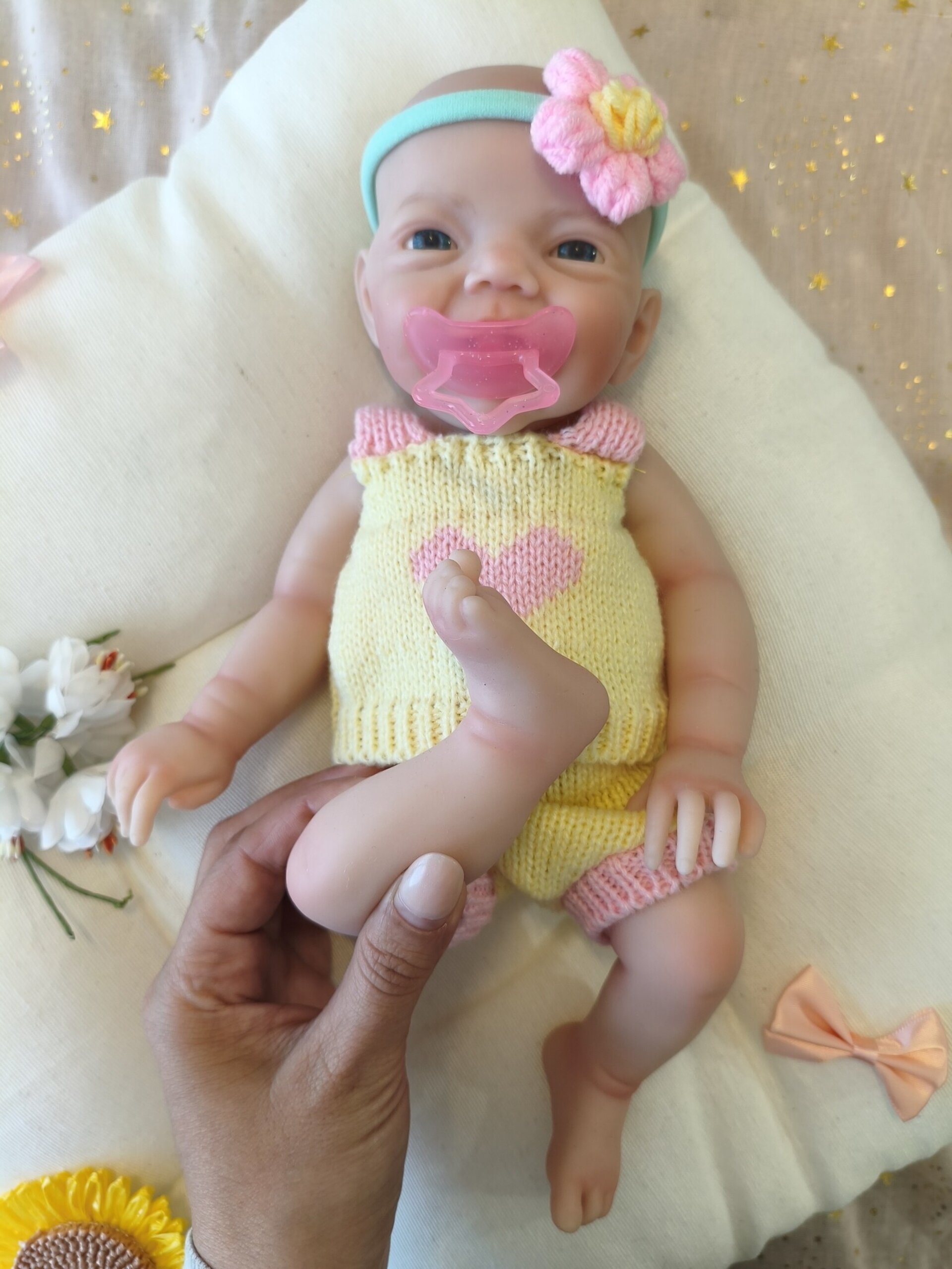 Bebé Reborn Lily - 30 cm de Silicona Blanda Realista - 6