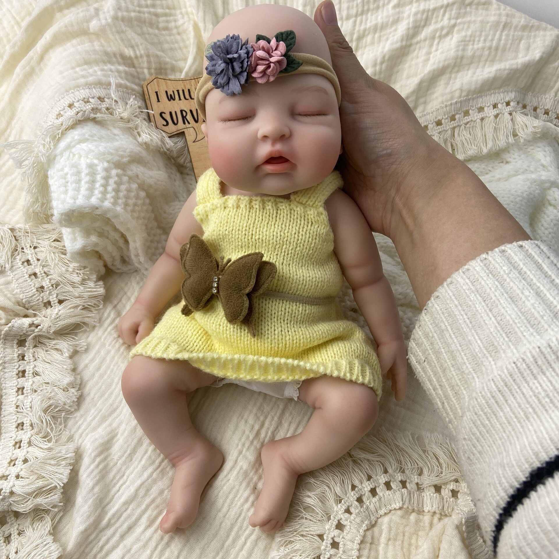 Bebé Reborn Lola - 30 cm de Silicona Blanda Realista - 10