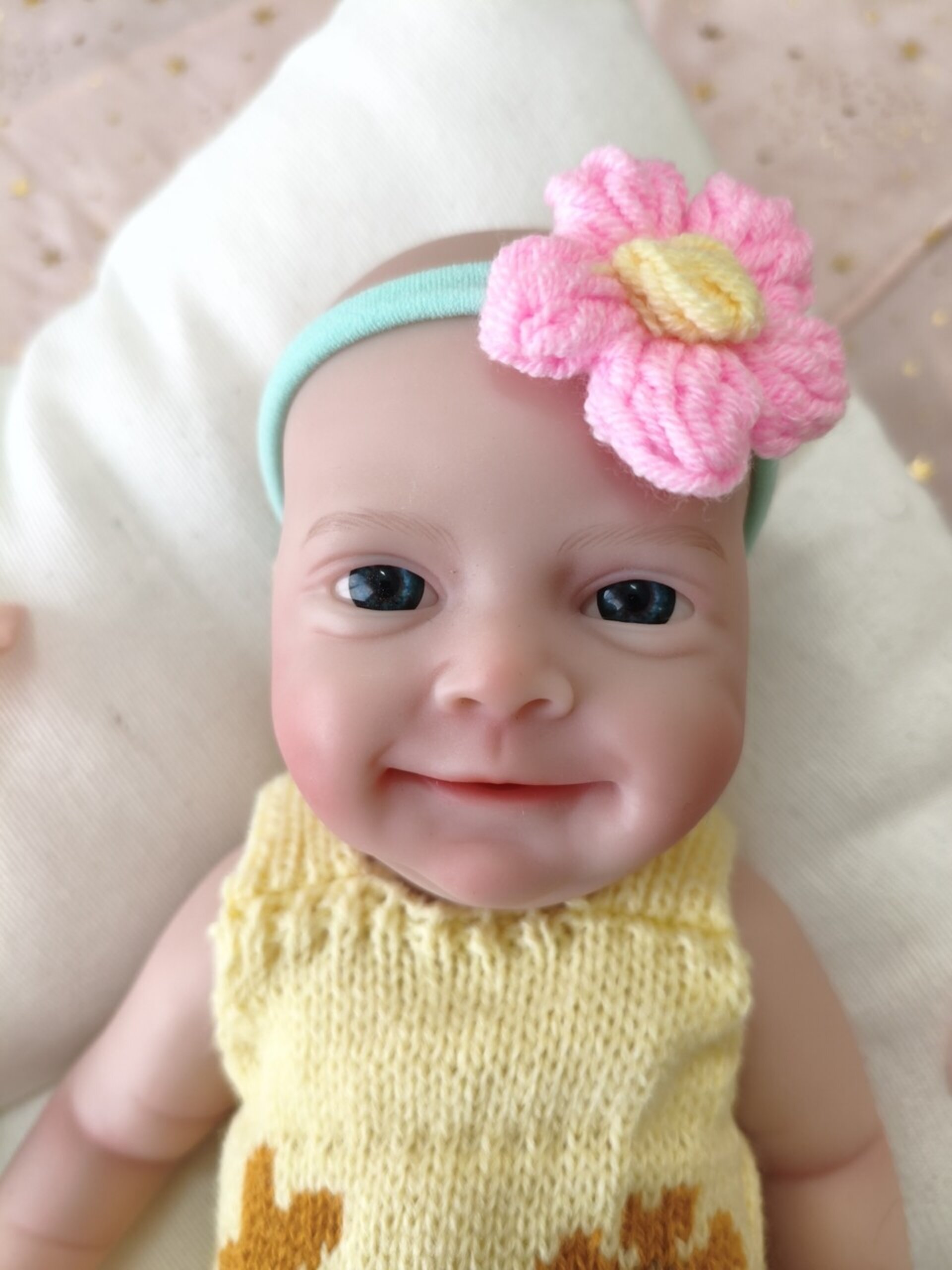 Bebé Reborn Emma - 30 cm de Silicona Blanda Realista - 7