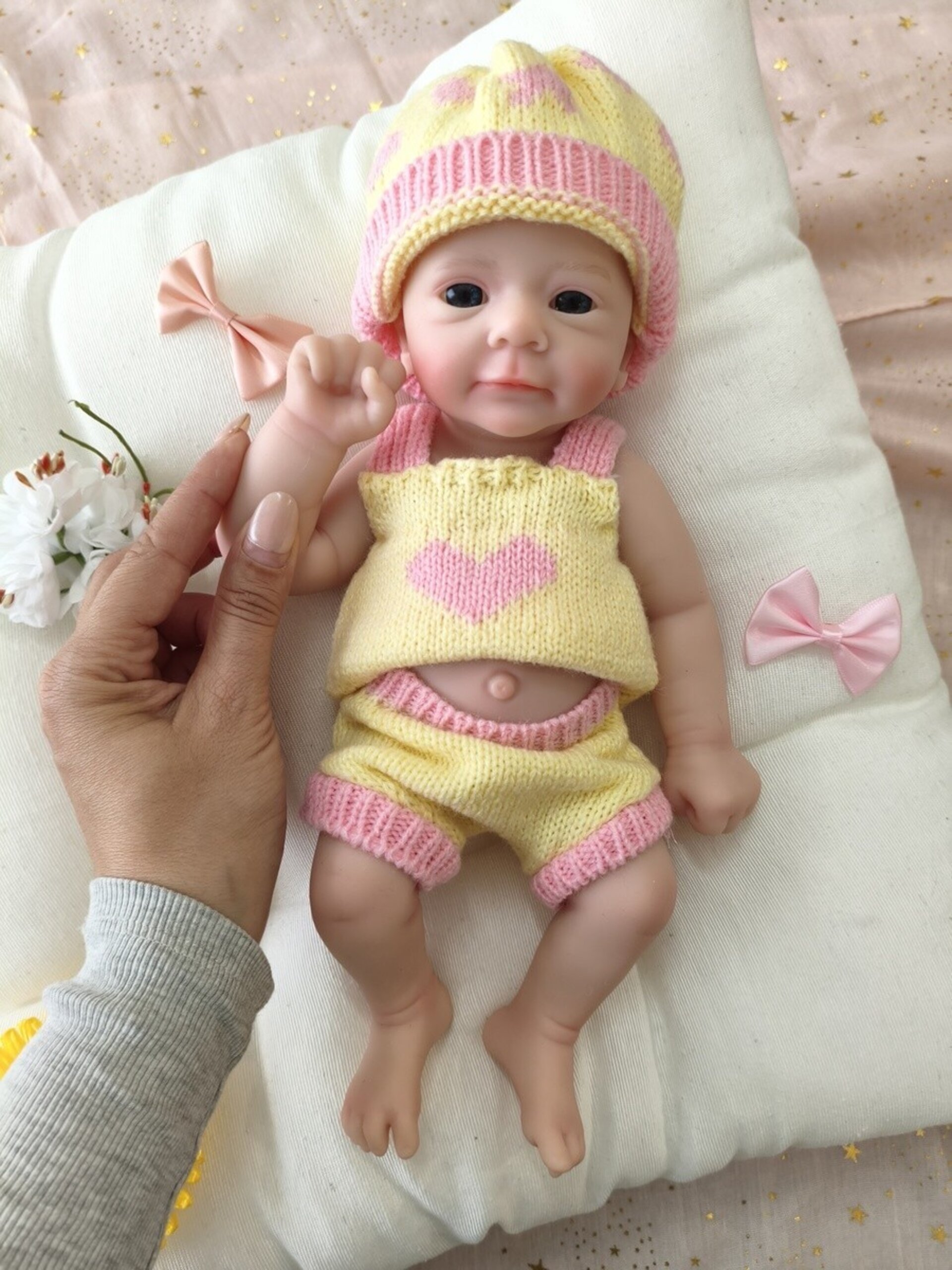 Bebé Reborn Zaira - 30 cm de Silicona Blanda Realista - 5