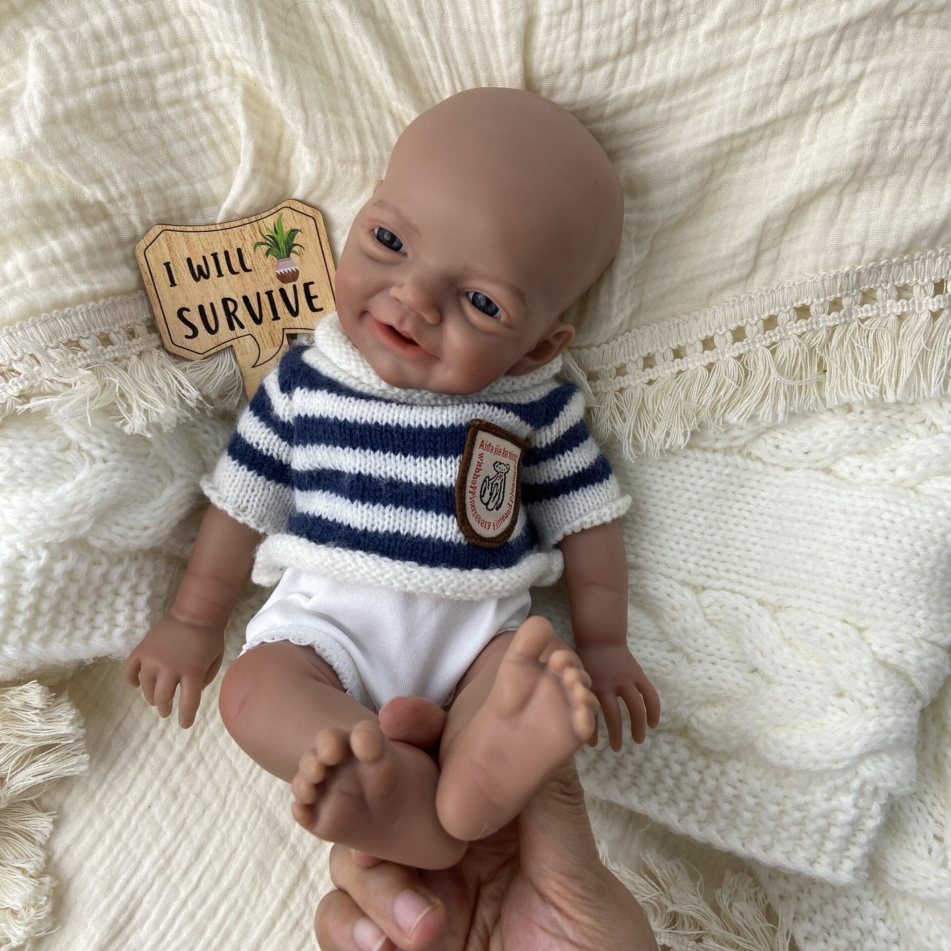 Bebé Reborn Enzo - 30 cm de Silicona Blanda Realista - 4