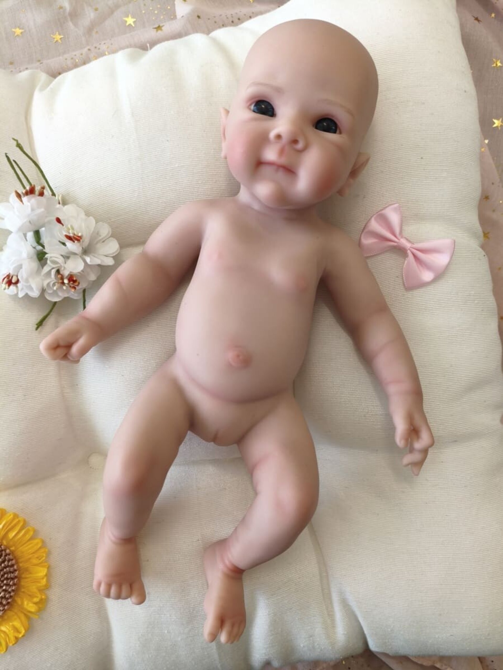 Bebé Reborn Mirna - 30 cm de Silicona Blanda Realista - 8