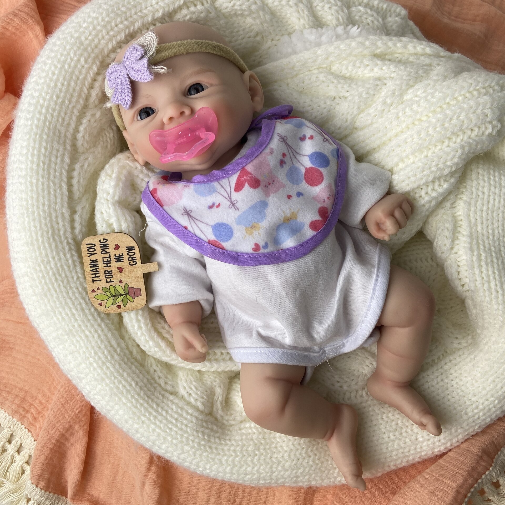 Bebé Reborn Indira - 30 cm de Silicona Blanda Realista - 9