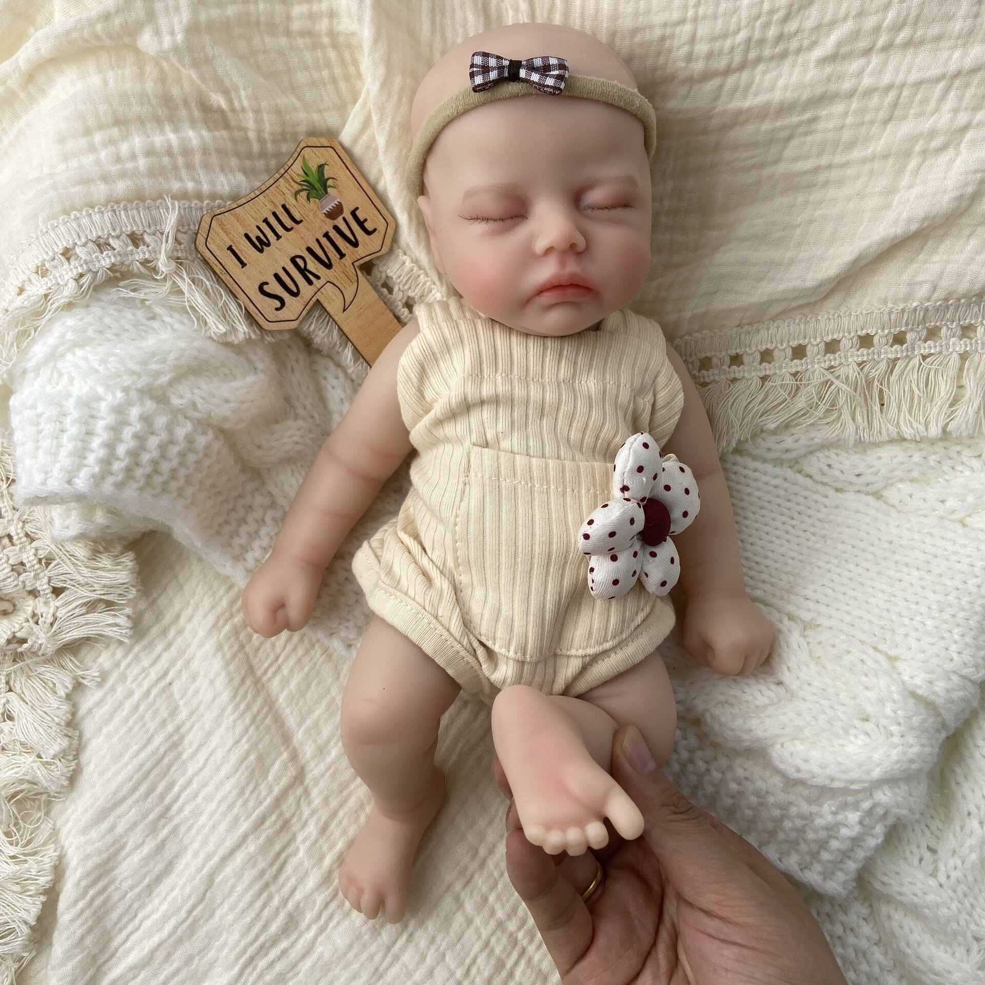 Bebé Reborn Zoe - 30 cm de Silicona Blanda Realista - 9