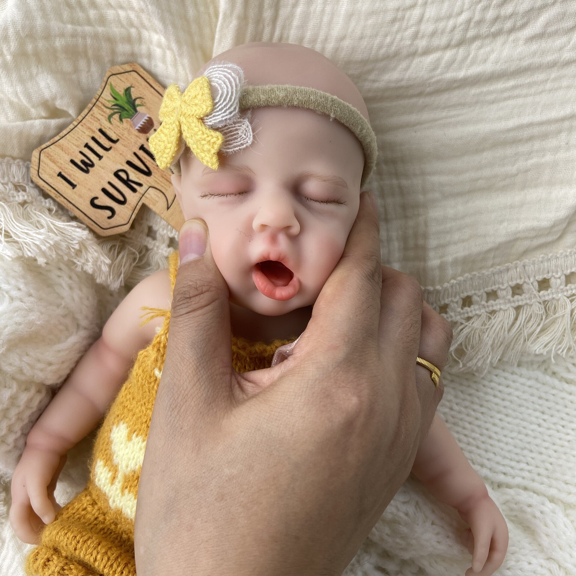 Bebé Reborn Cleo - 30 cm de Silicona Blanda Realista - 3