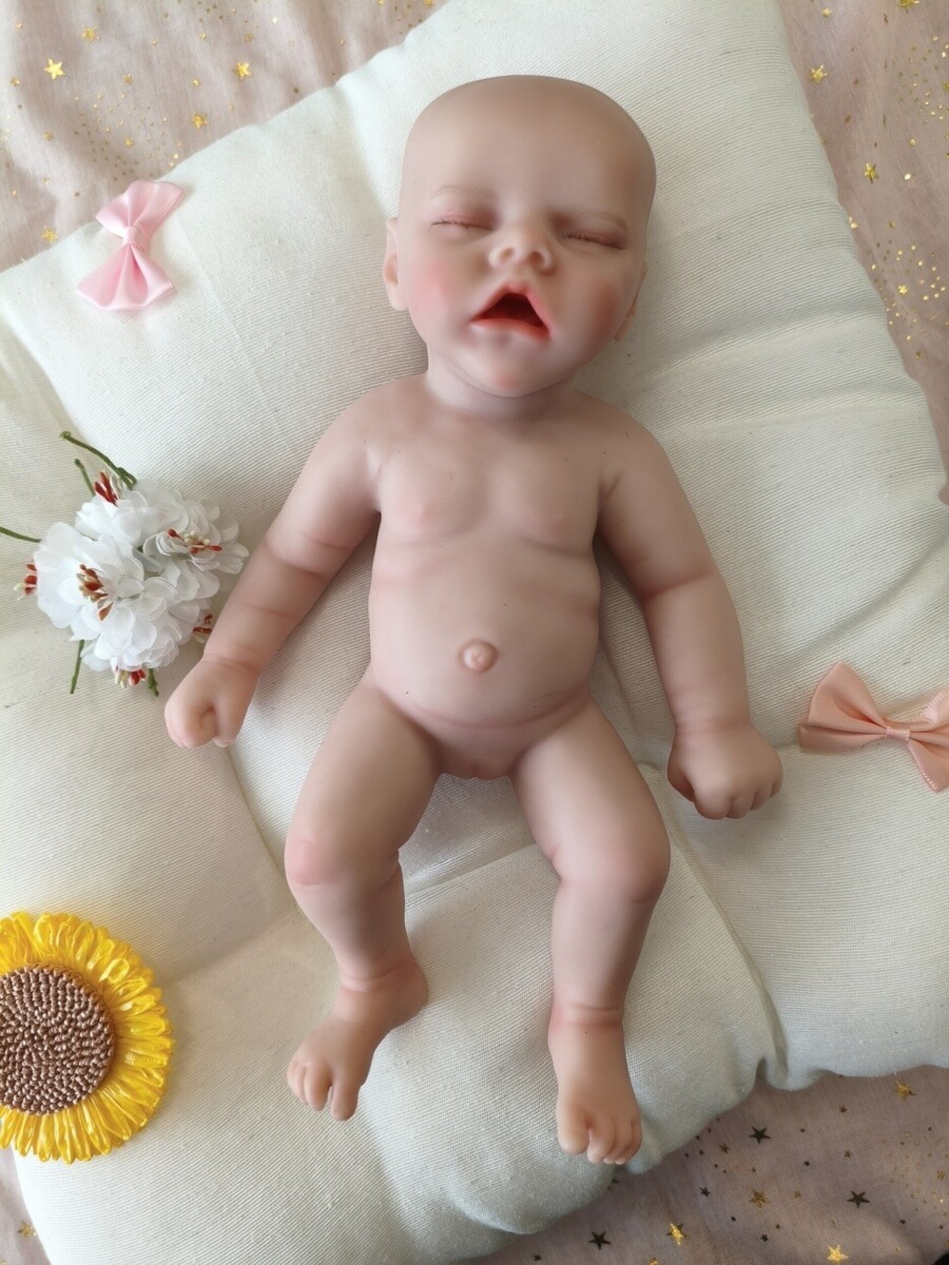 Bebé Reborn Aina - 30 cm de Silicona Blanda Realista - 10