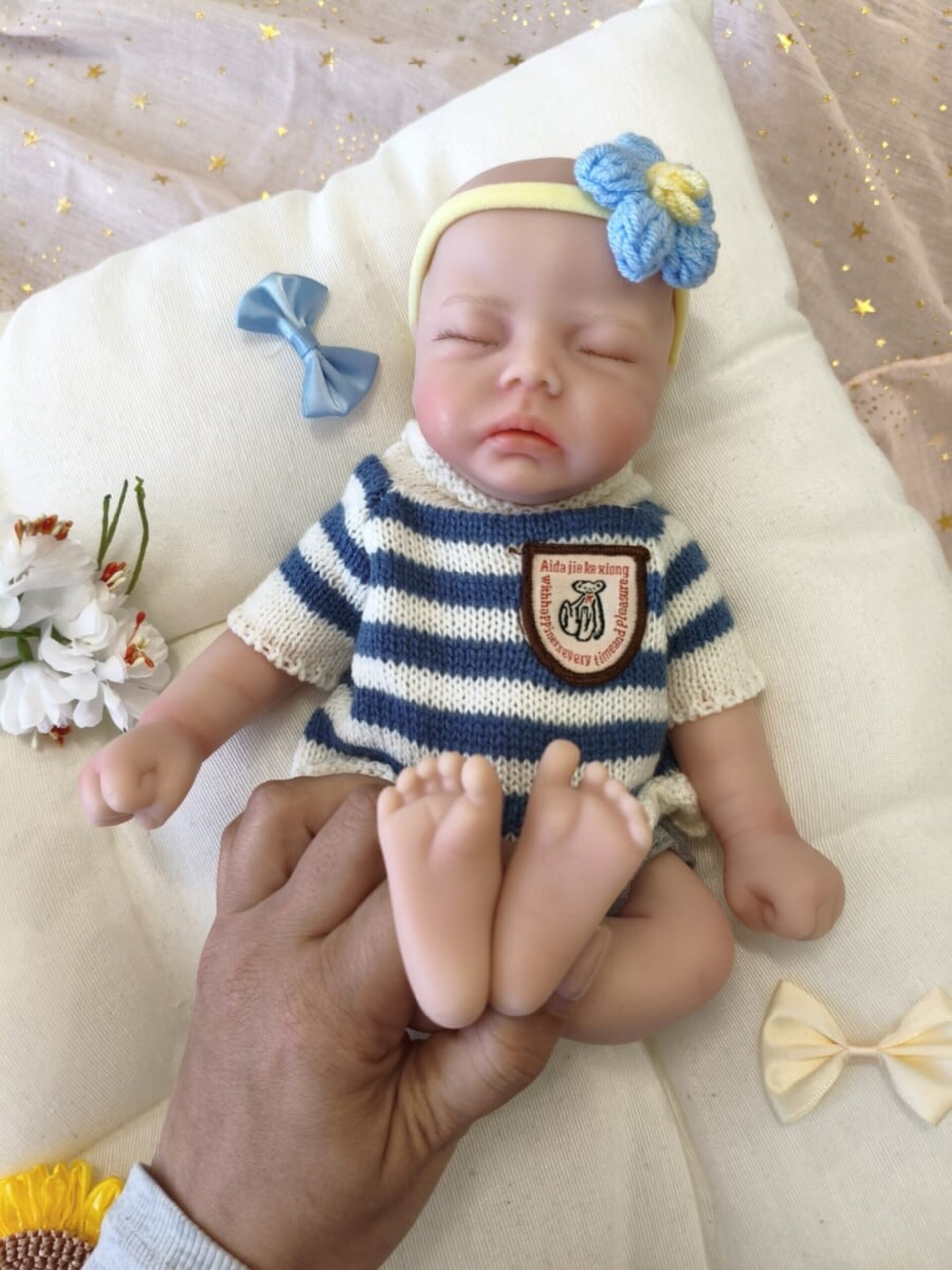 Bebé Reborn Nico - 30 cm de Silicona Blanda Realista - 4