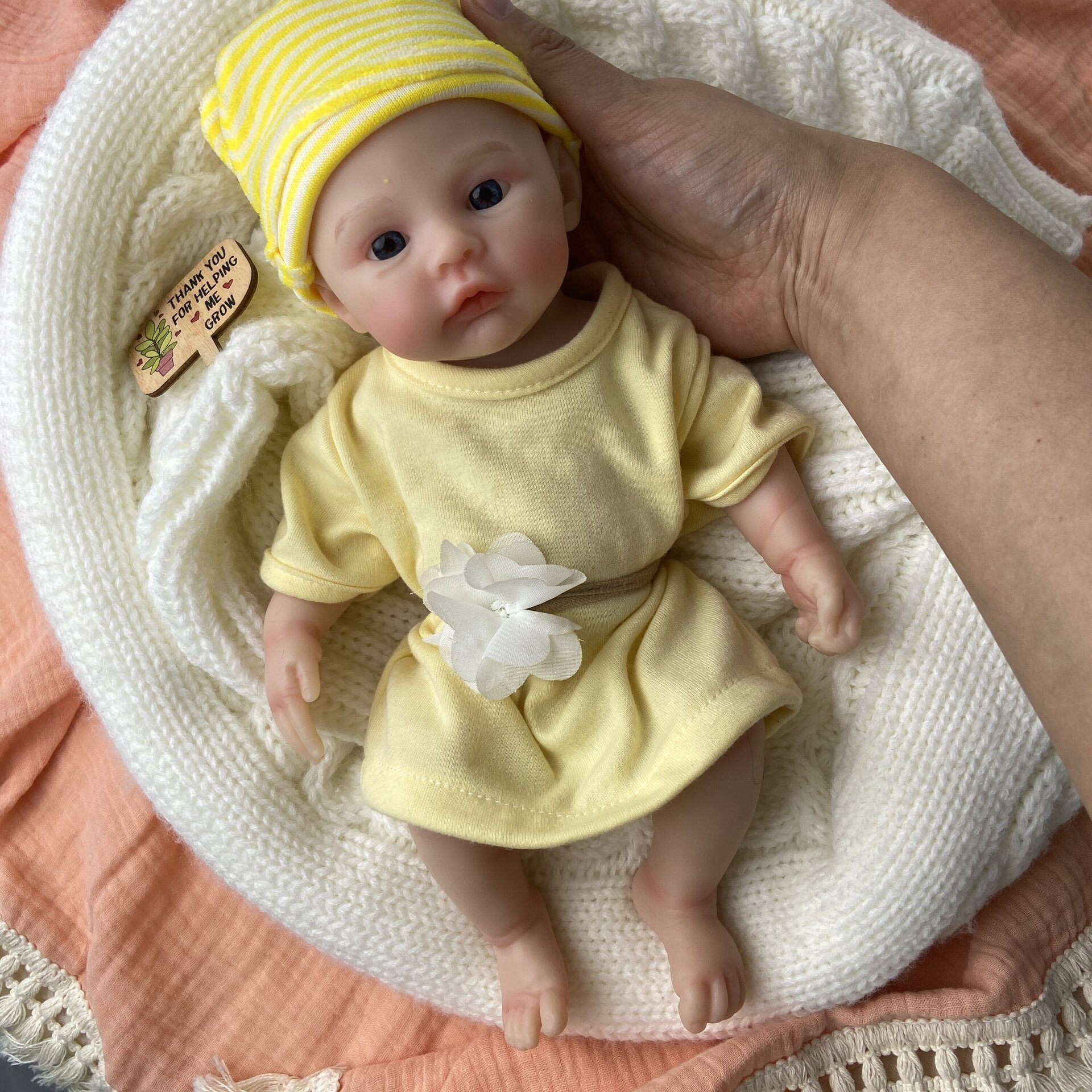 Bebé Reborn Zaira - 30 cm de Silicona Blanda Realista - 7