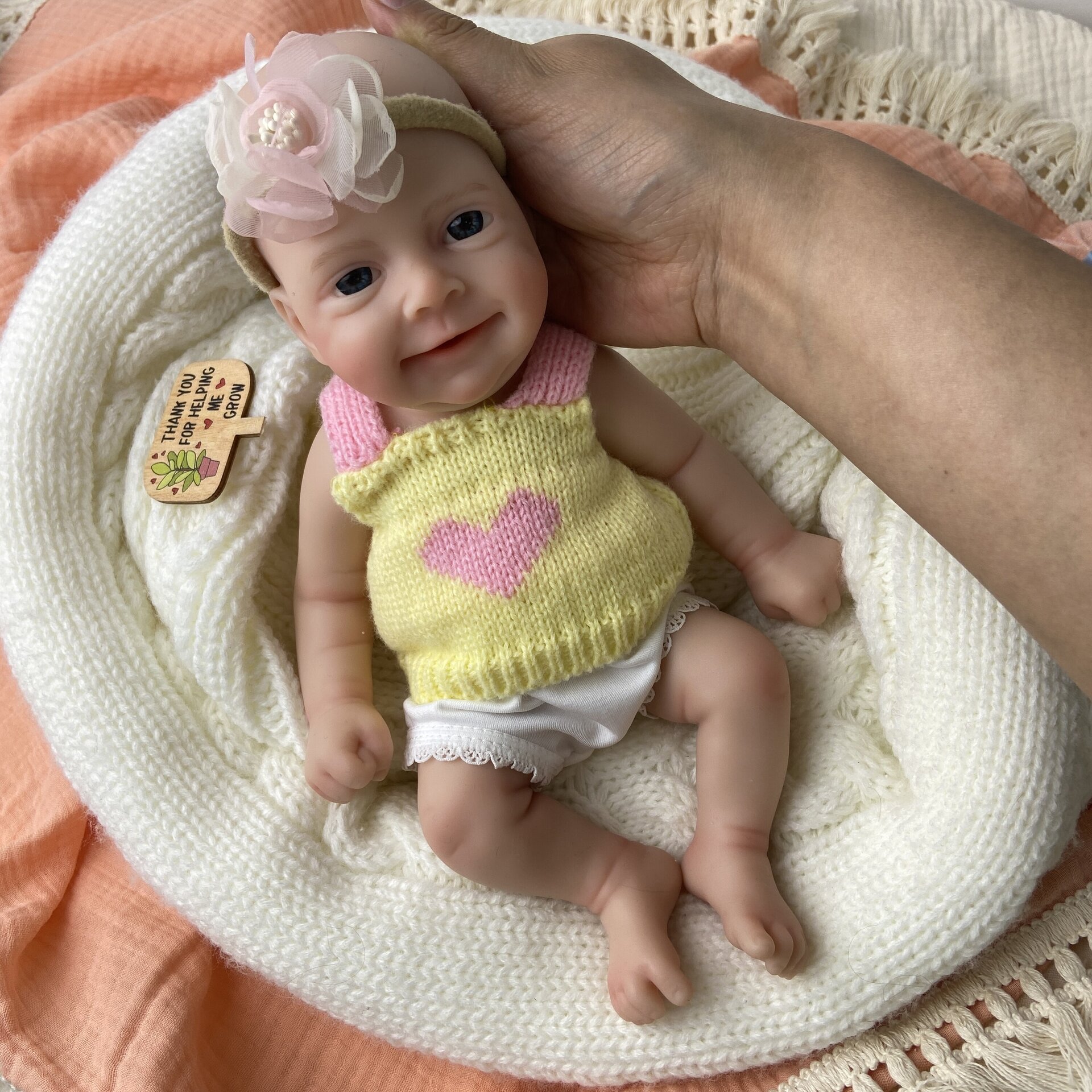 Bebé Reborn Sara - 30 cm de Silicona Blanda Realista - 6