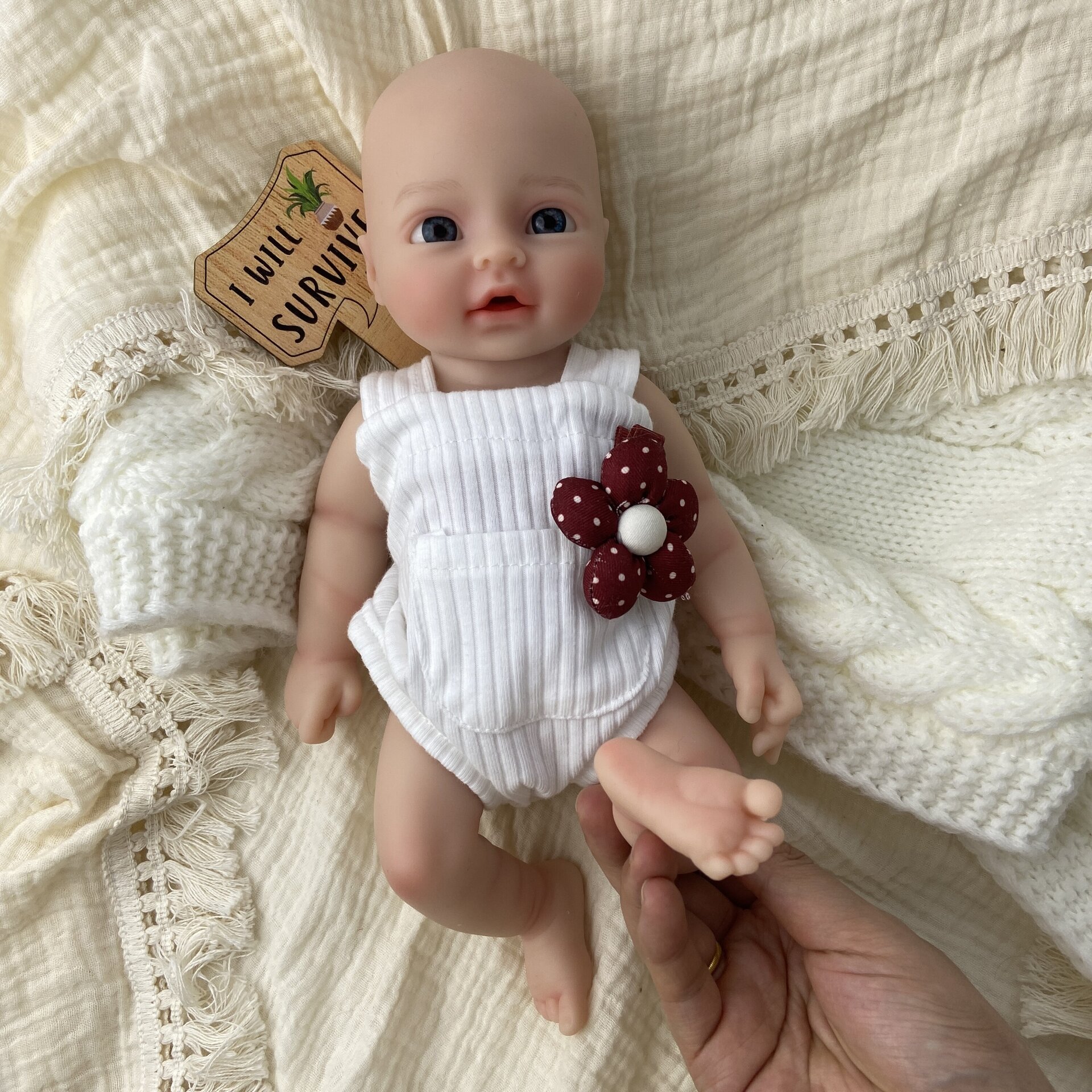 Bebé Reborn Noa - 30 cm de Silicona Blanda Realista - 4