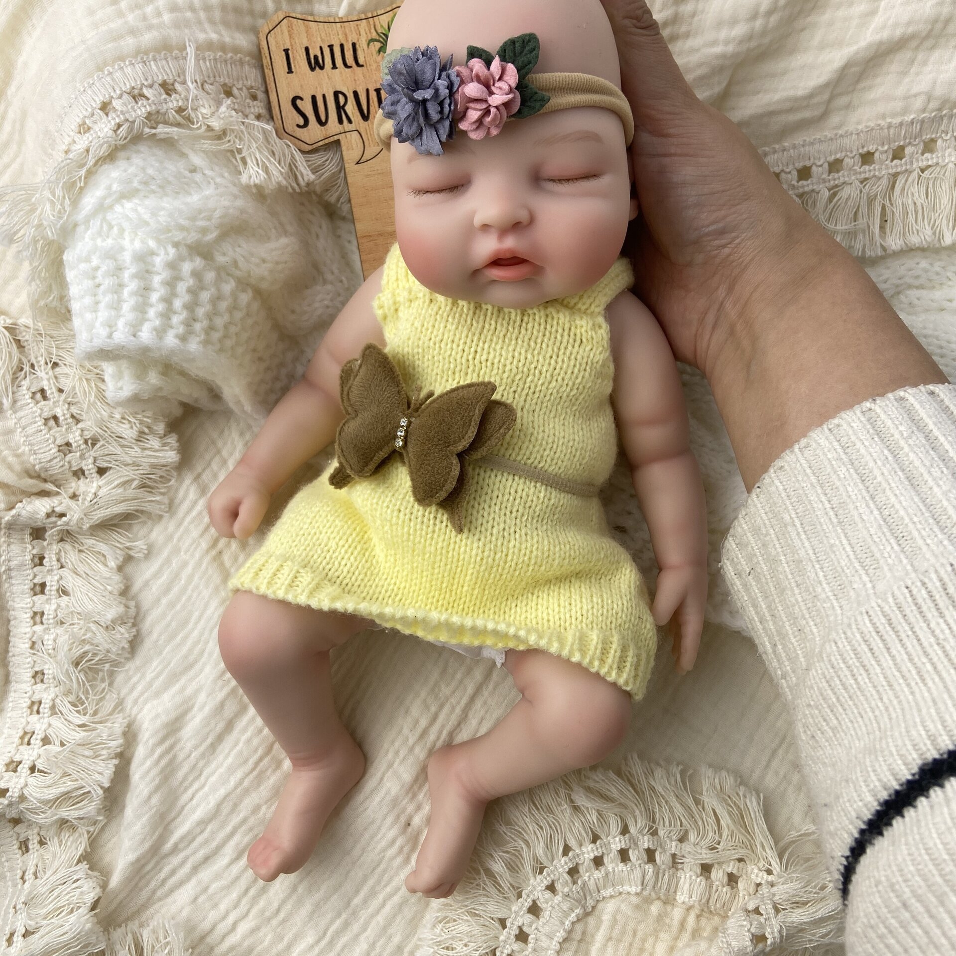 Bebé Reborn Lola - 30 cm de Silicona Blanda Realista - 8