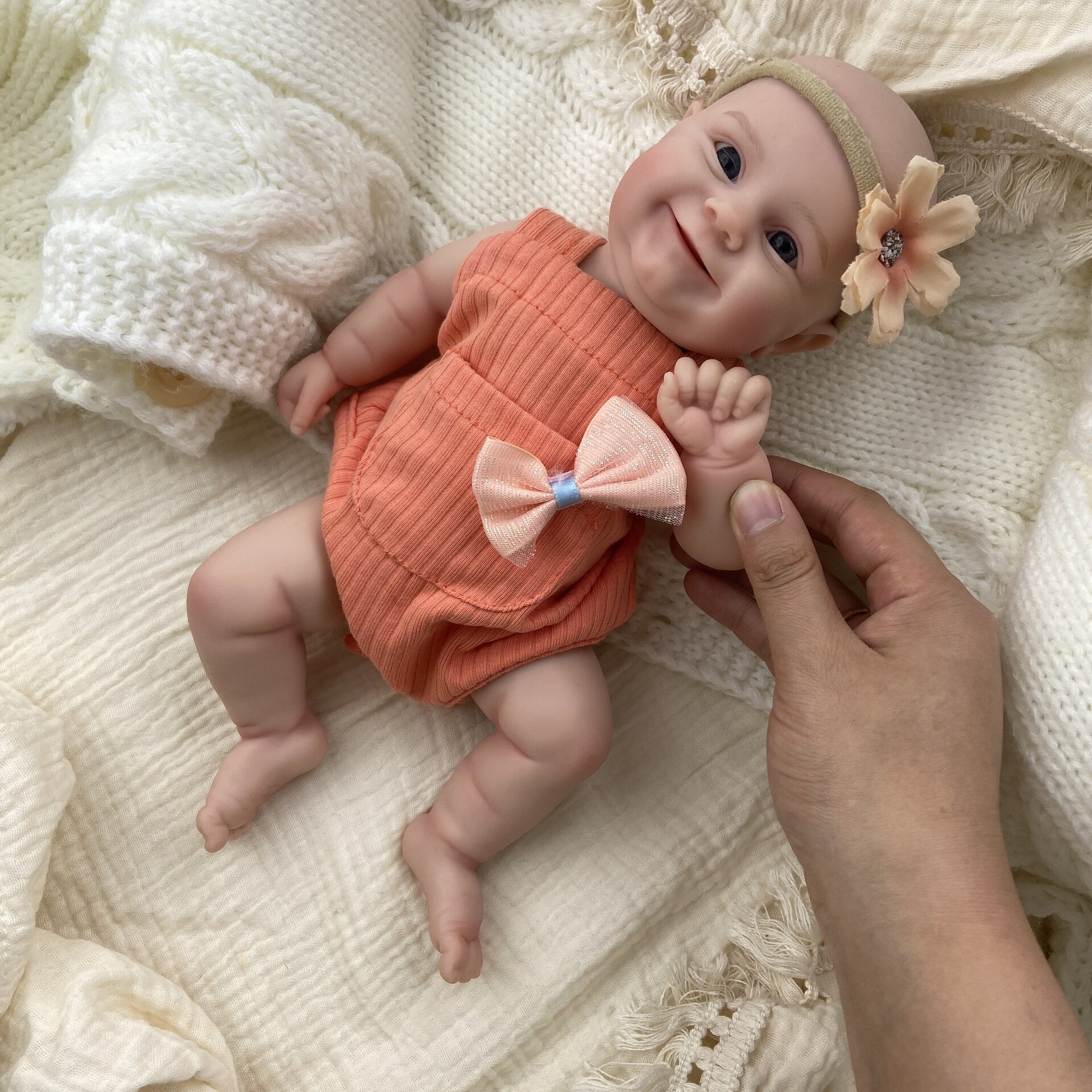 Bebé Reborn Aura - 30 cm de Silicona Blanda Realista - 8