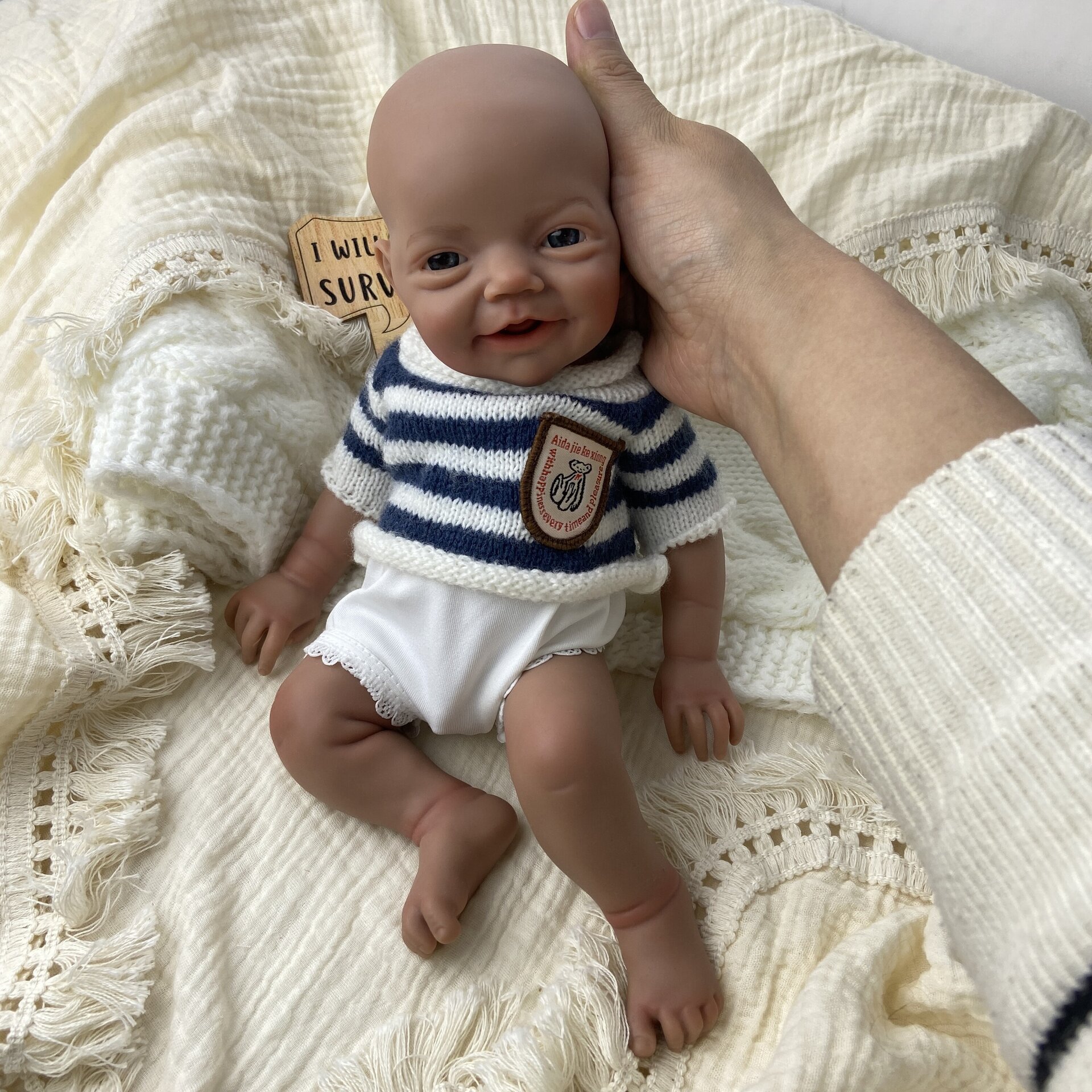 Bebé Reborn Enzo - 30 cm de Silicona Blanda Realista - 7