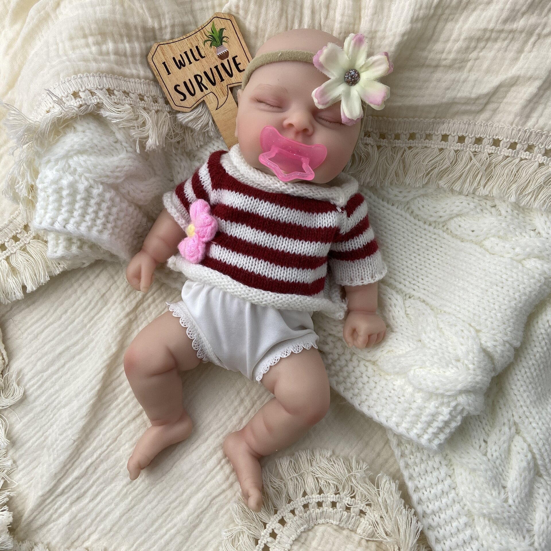 Bebé Reborn Sofía - 30 cm de Silicona Blanda Realista - 8