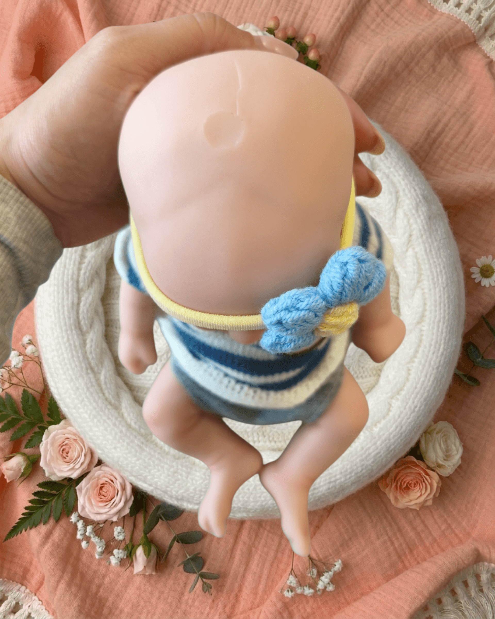 Bebé Reborn Hugo - 30 cm de Silicona Blanda Realista - 7