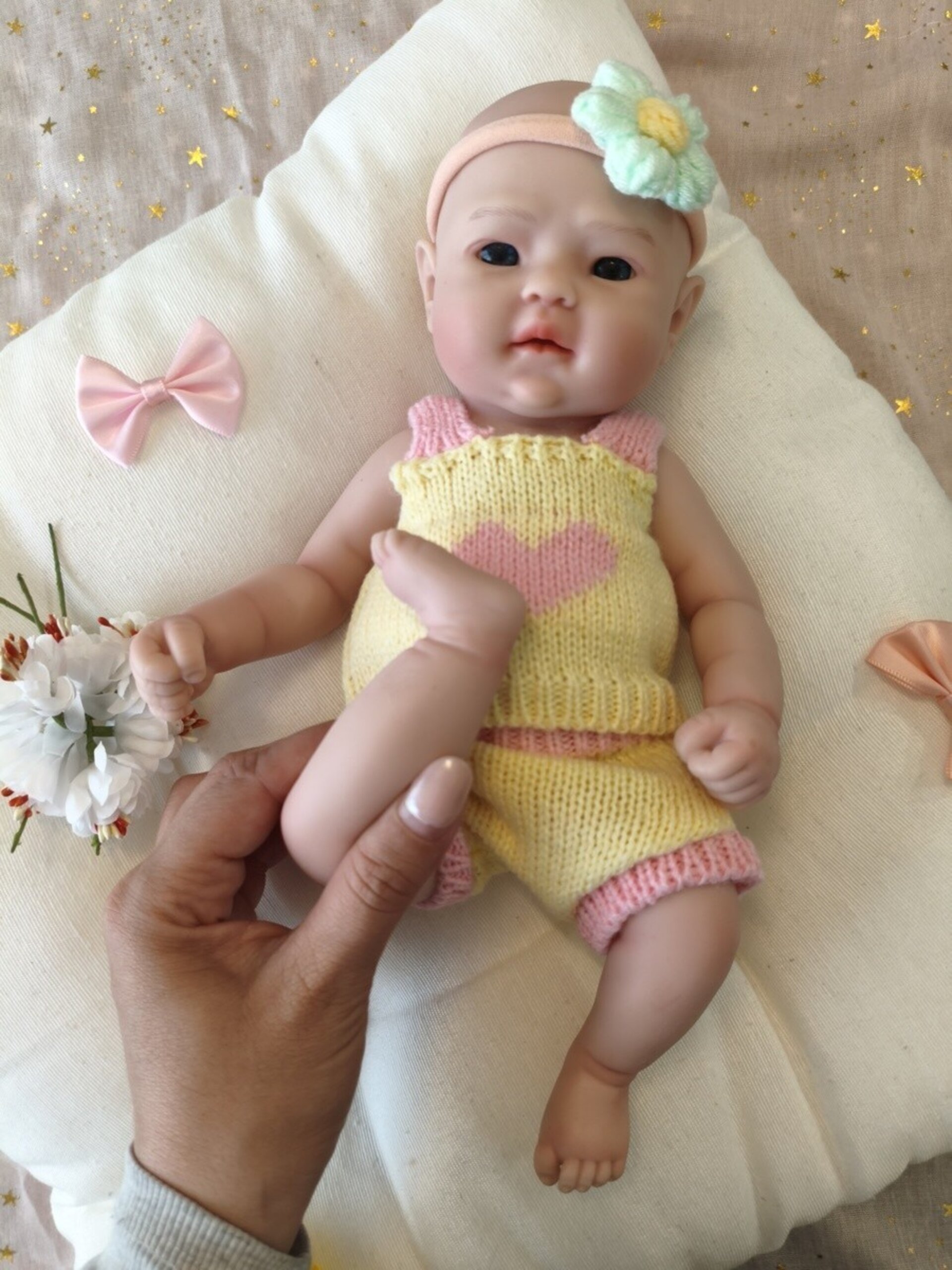 Bebé Reborn Camila - 30 cm de Silicona Blanda Realista - 4