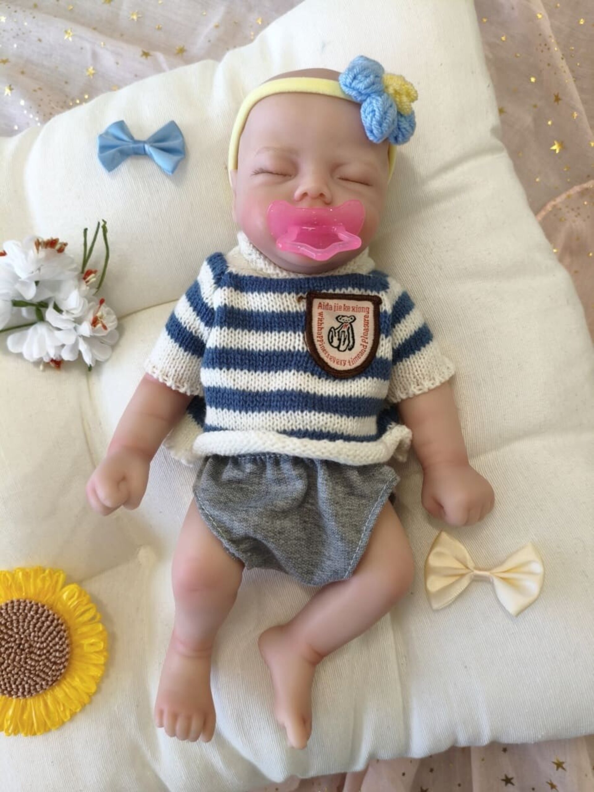 Bebé Reborn Nico - 30 cm de Silicona Blanda Realista - 5