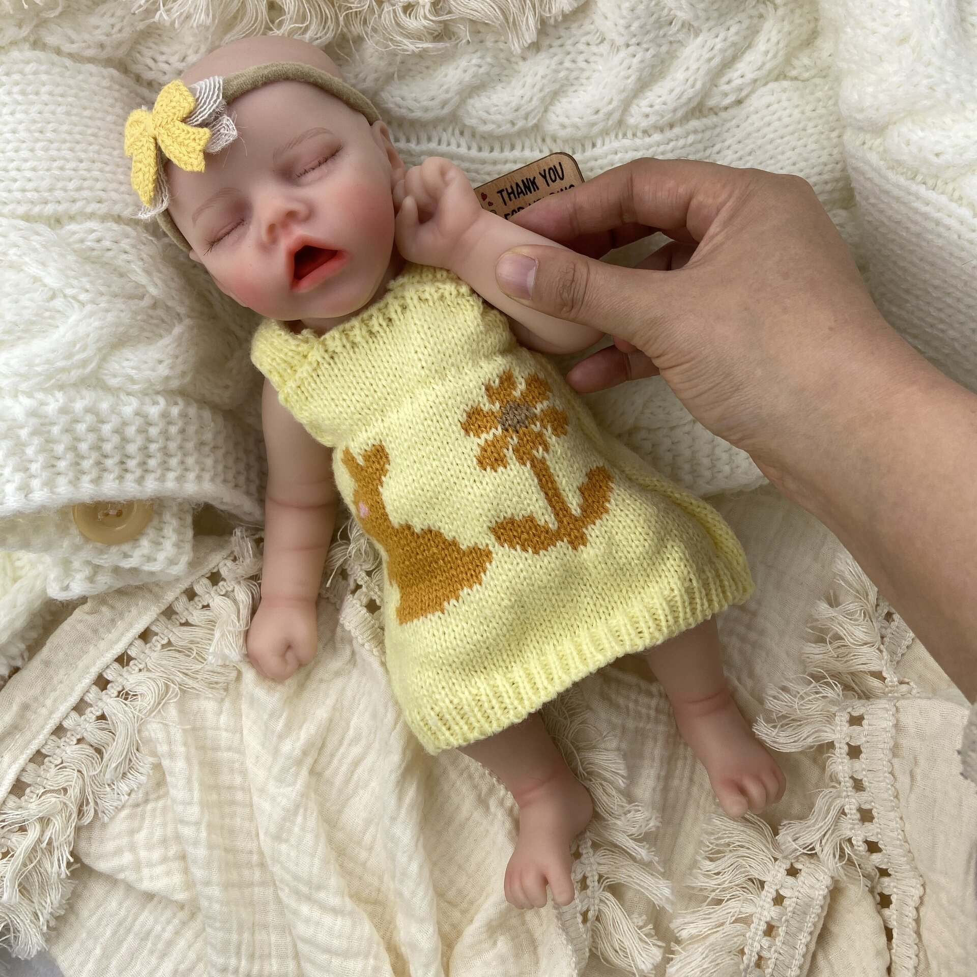 Bebé Reborn Ada - 30 cm de Silicona Blanda Realista - 5