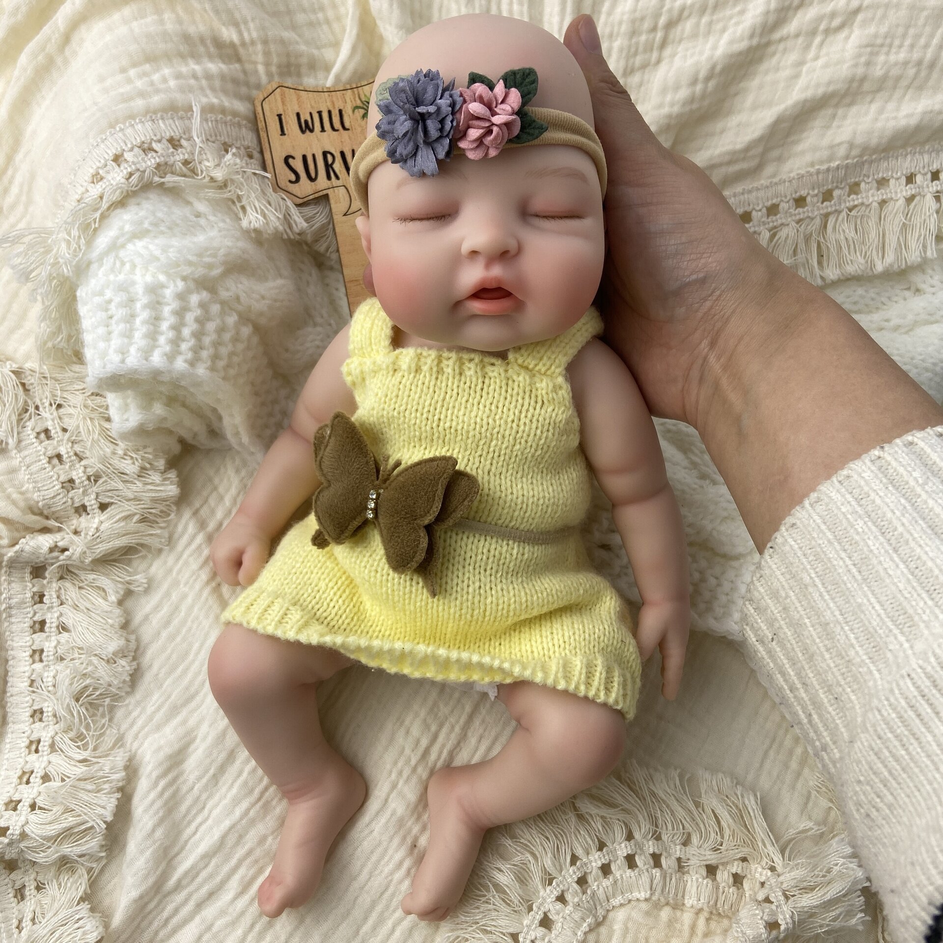 Bebé Reborn Lola - 30 cm de Silicona Blanda Realista - 6