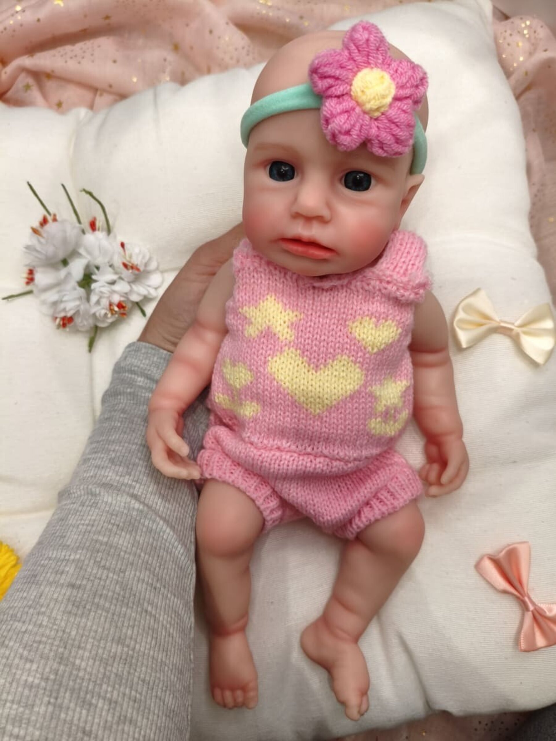 Bebé Reborn Mía - 30 cm de Silicona Blanda Realista - 3