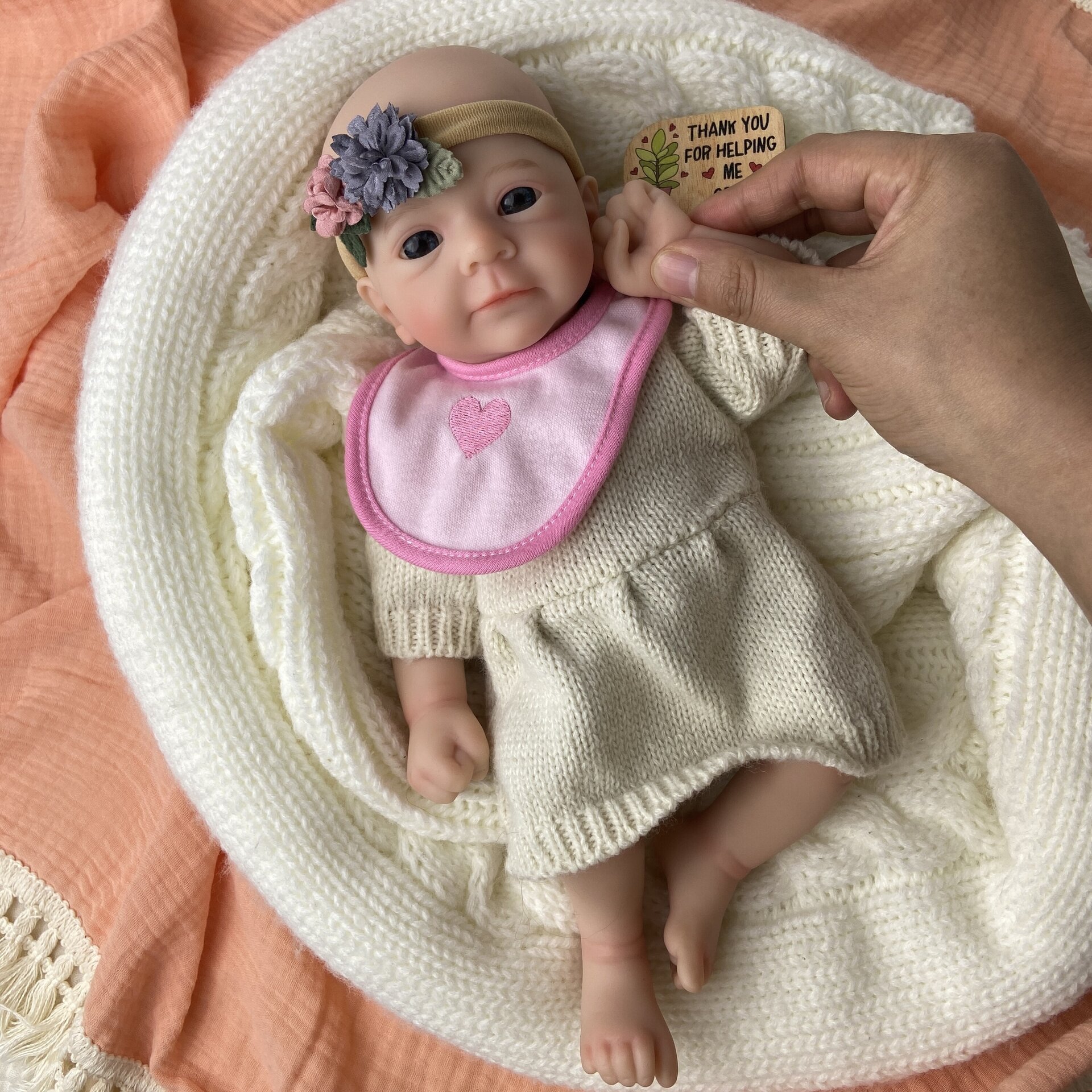 Bebé Reborn Adela - 30 cm de Silicona Blanda Realista - 7