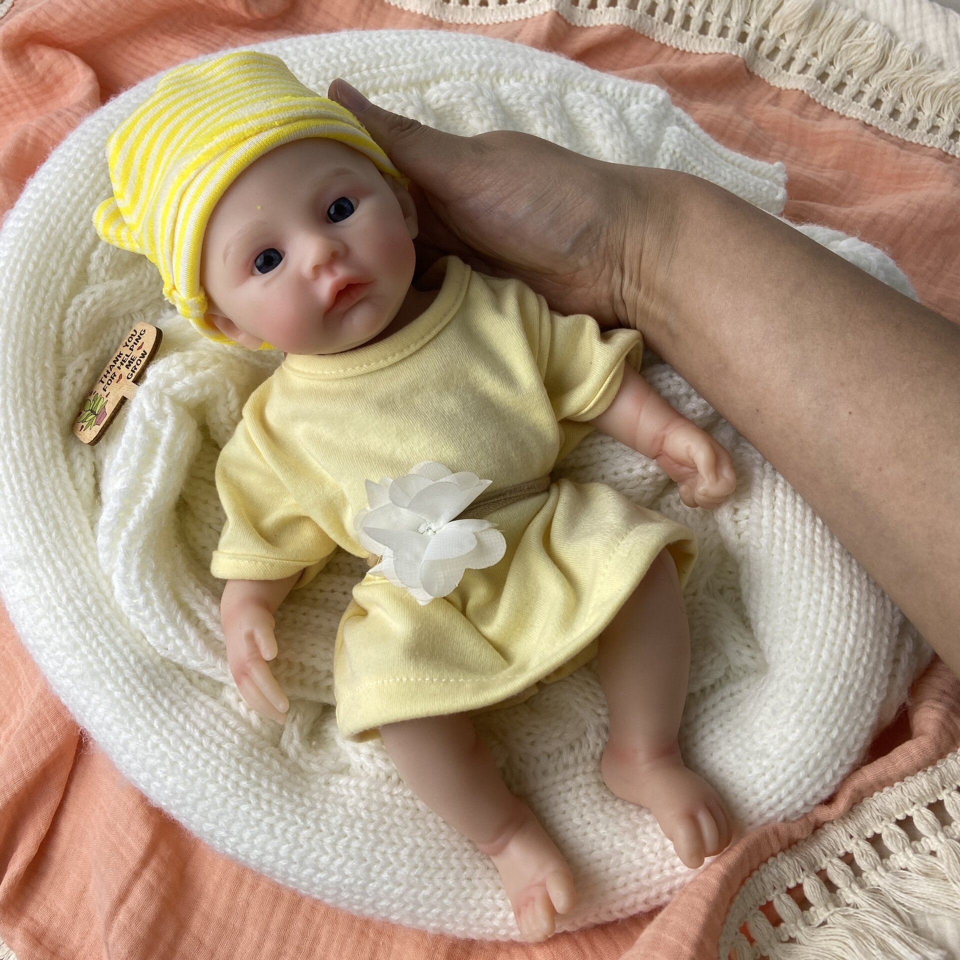 Bebé Reborn Zaira - 30 cm de Silicona Blanda Realista - 9